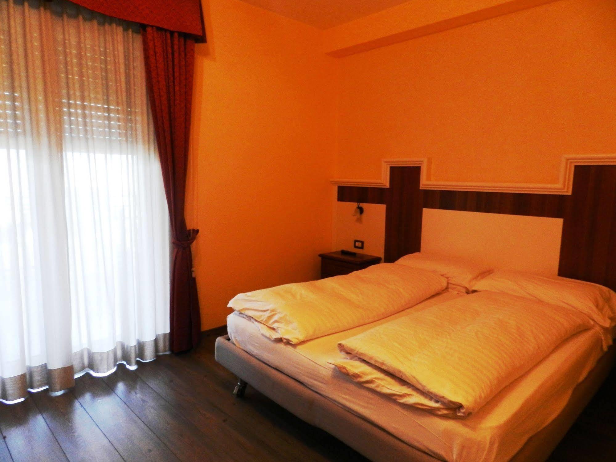Hotel Saligari Verceia Ngoại thất bức ảnh